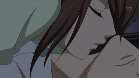 Funny anime vampire kiss scene