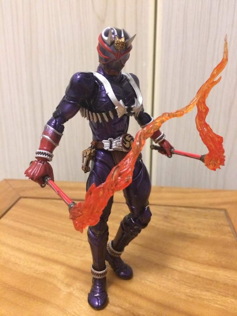 shf 假面骑士响鬼 (真骨雕)