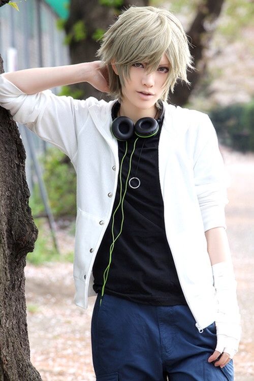 Male Anime Cosplays | Anime Amino